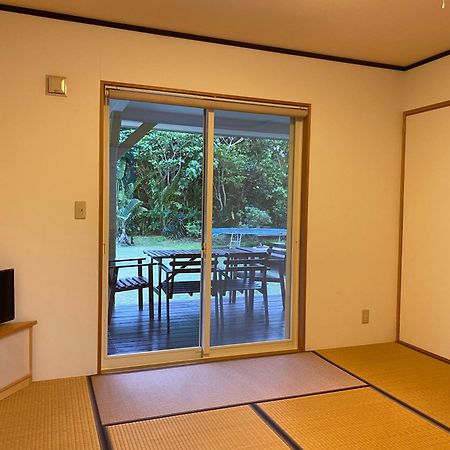 Guest House Annsea Ishigaki  Екстер'єр фото