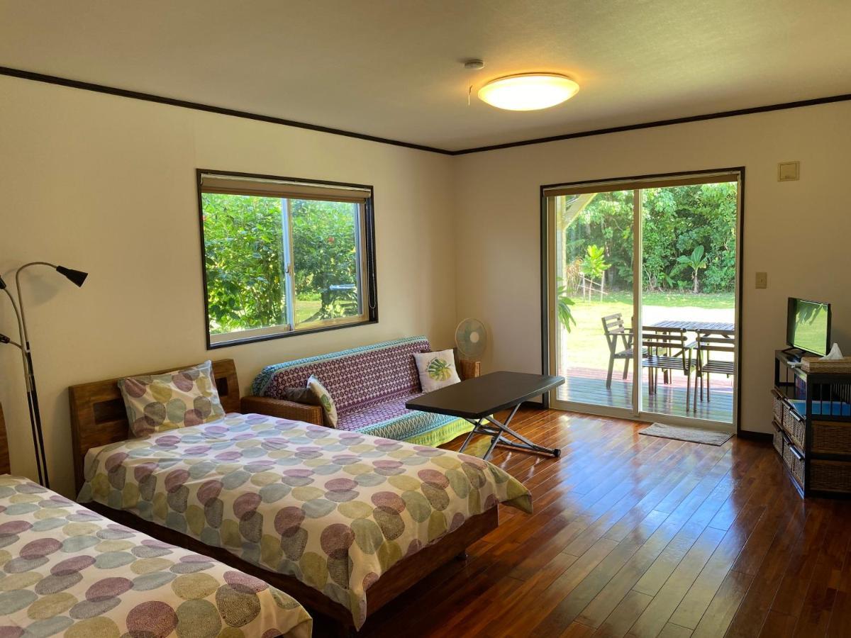 Guest House Annsea Ishigaki  Екстер'єр фото