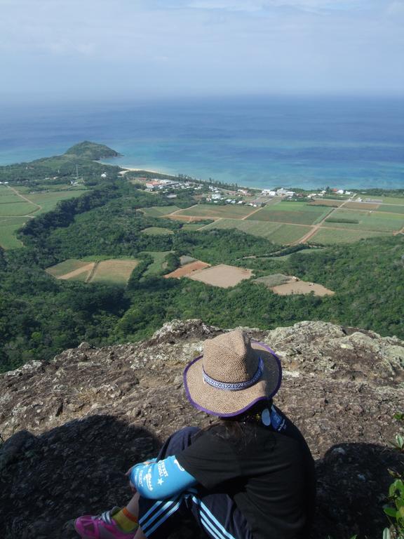 Guest House Annsea Ishigaki  Екстер'єр фото